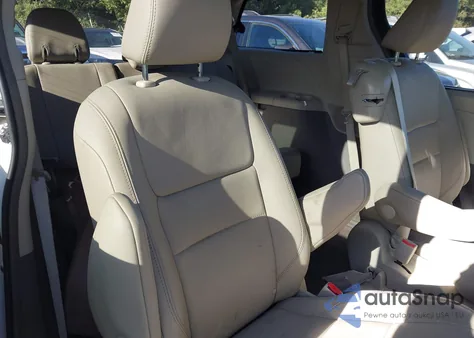 2017 Toyota Sienna Xle Premium 8 Passenger from USA, damaged, VIN 5TDYZ3DC5HS802812